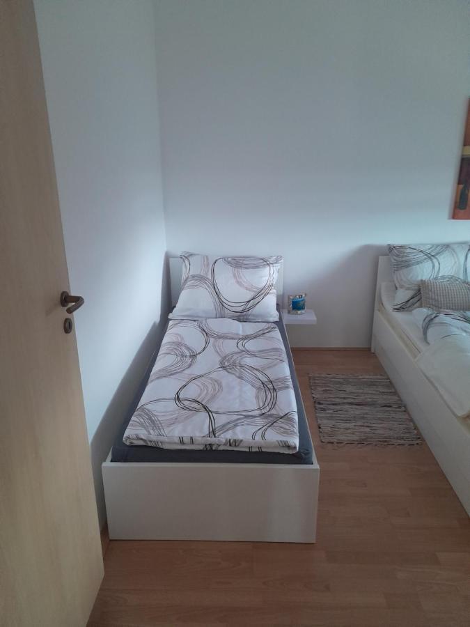 Caliente Apartments Vir B ภายนอก รูปภาพ